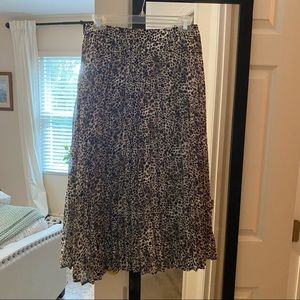 Black/white leopard midi skirt with tags